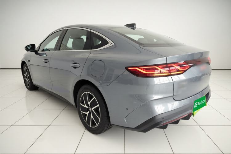 Used BYD Qin L 2025 DM-i Smart Drive 120KM Superior Model Exterior 2