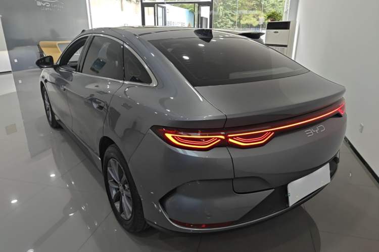 Used BYD Qin L 2025 EV 470KM Leading Edition Exterior 2