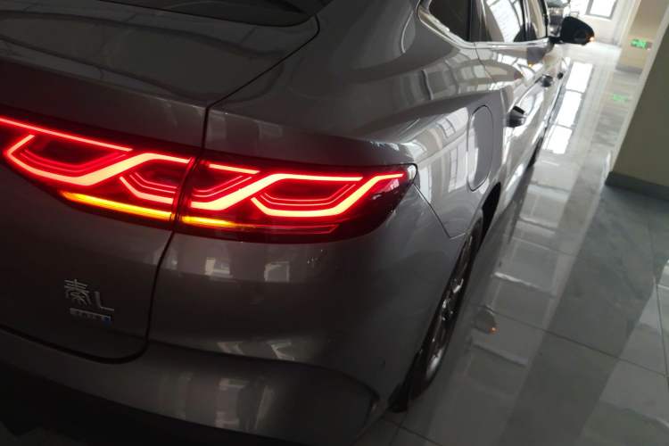 Used BYD Qin L 2025 DM-i Smart Drive 80KM Leading Model Exterior 3