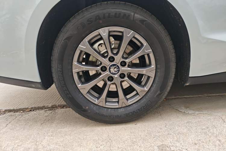 Used BYD Qin L 2025 DM-i Smart Drive 80KM Leading Model Exterior 3