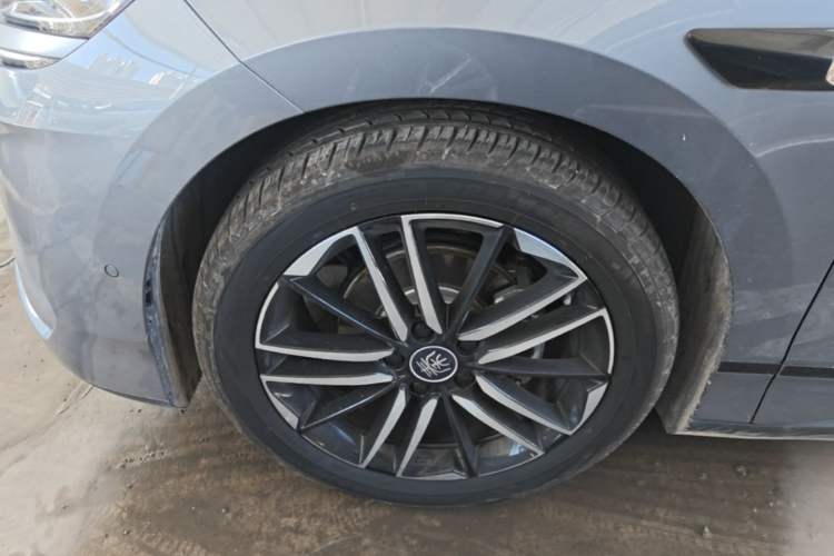 Used BYD Qin L 2025 EV 545KM Excellence Edition Exterior 4
