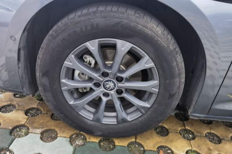Used BYD Qin L 2025 DM-i Smart Drive 80KM Leading Model Exterior 4