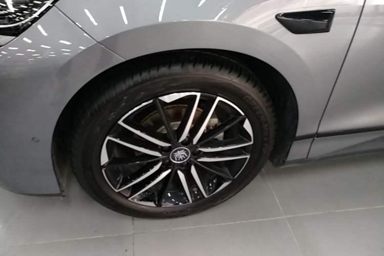 Used BYD Qin L 2025 EV 545KM Excellence Edition Exterior 4