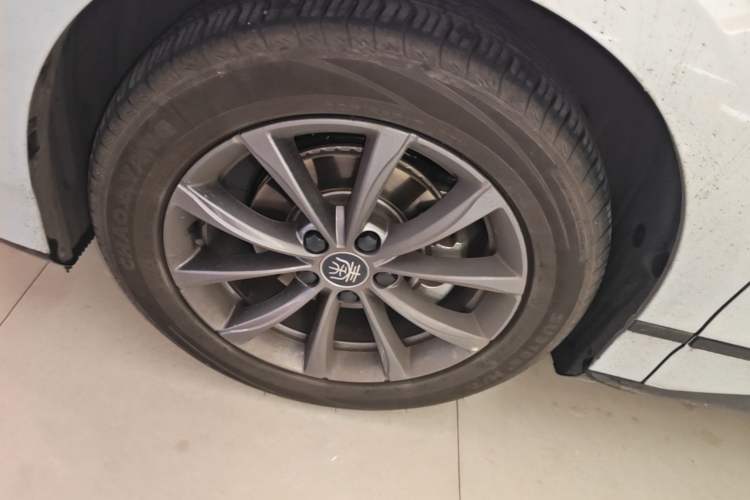 Used BYD Qin L 2025 EV 545KM Beyond Version Exterior 4