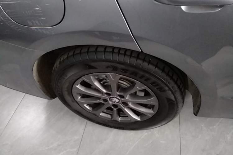 Used BYD Qin L 2025 DM-i Smart Drive 80KM Leading Model Exterior 5