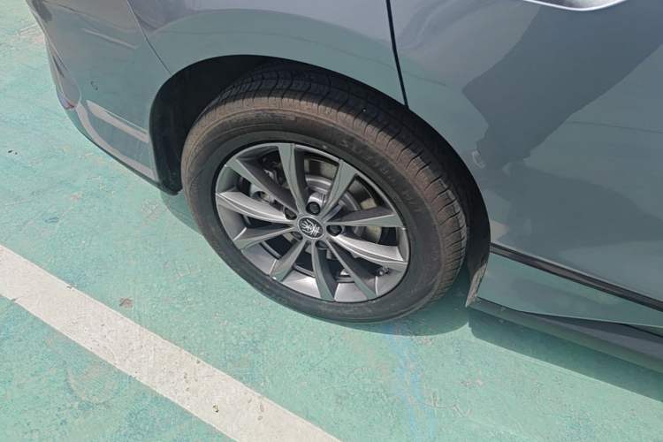 Used BYD Qin L 2025 EV 470KM Leading Edition Exterior 5