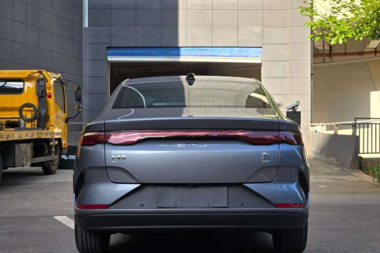 Used BYD Qin L 2025 EV 545KM Beyond Version Exterior 5