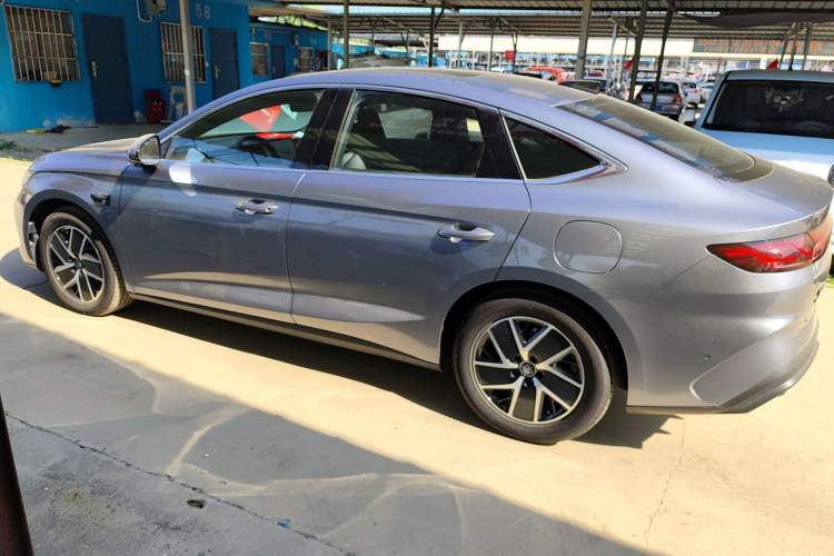 Used BYD Qin L 2025 DM-i Smart Drive 120KM Superior Model Exterior 5