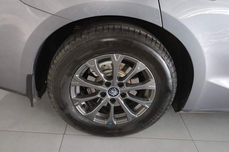Used BYD Qin L 2025 DM-i Smart Drive 80KM Leading Model Exterior 5