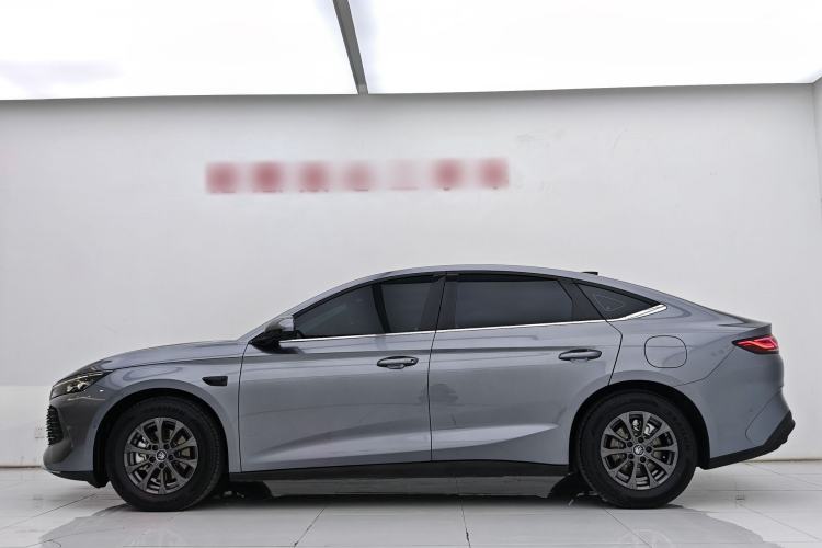 Used BYD Qin L 2025 DM-i Smart Drive 80KM Leading Model Exterior 8