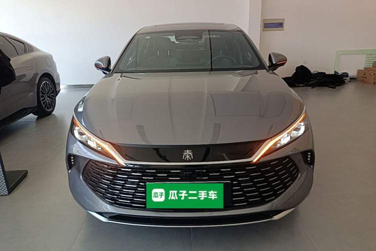 Used BYD Qin L 2025 DM-i Smart Drive 120KM Superior Model Front