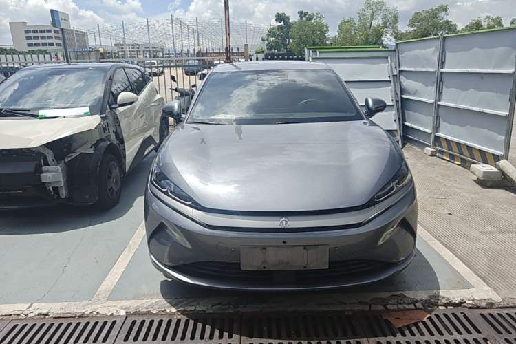 Used BYD Qin L 2025 EV 470KM Leading Edition Front
