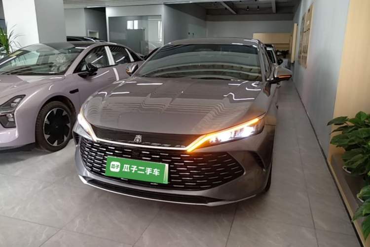 Used BYD Qin L 2025 DM-i Smart Drive 80KM Leading Model Front