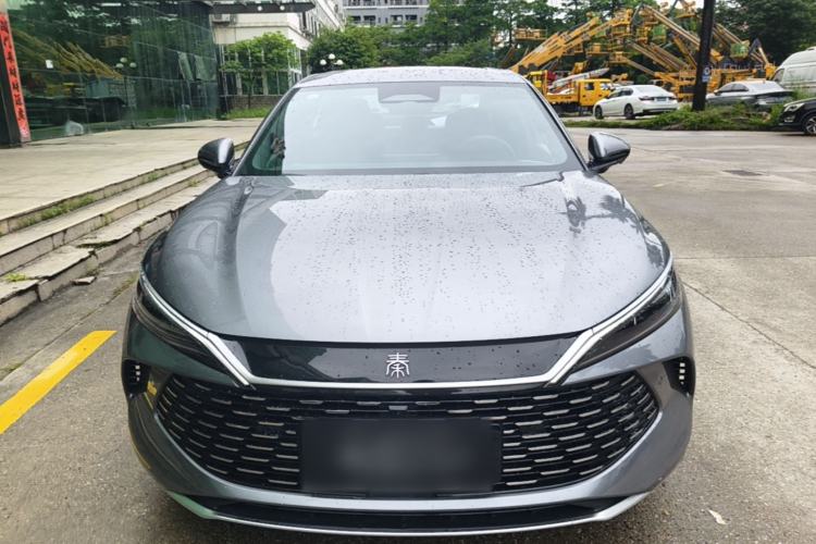 Used BYD Qin L 2025 DM-i Smart Drive 120KM Leading Model Front