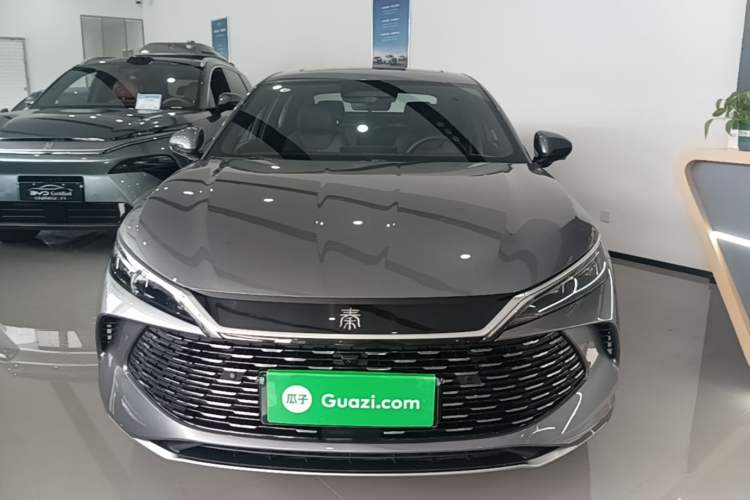 Used BYD Qin L 2025 DM-i Smart Drive 120KM Leading Model Front