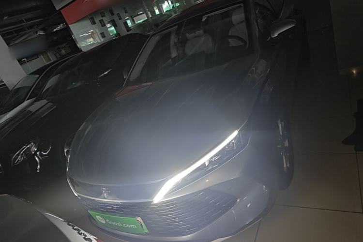 Used BYD Qin L 2025 DM-i Smart Drive 80KM Leading Model Front