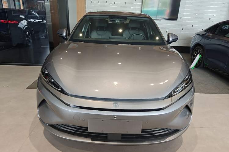 Used BYD Qin L 2025 EV 545KM Beyond Version Front