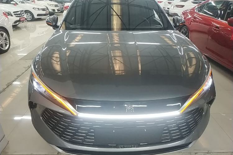Used BYD Qin L 2025 DM-i Smart Drive 80KM Leading Model Front