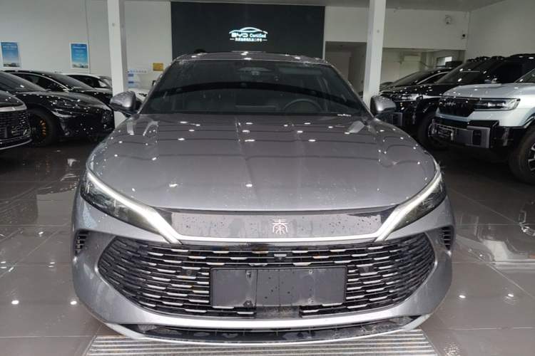Used BYD Qin L 2025 DM-i Smart Drive 120KM Superior Model Front