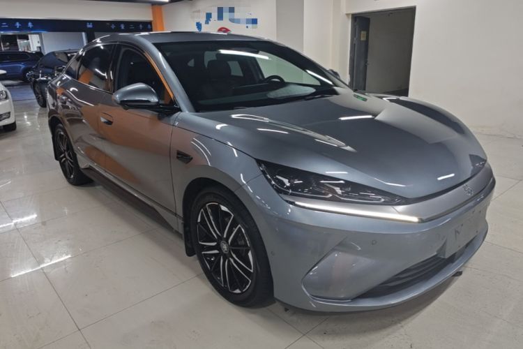 Used BYD Qin L 2025 EV 545KM Excellence Edition Front Right 45 Deg