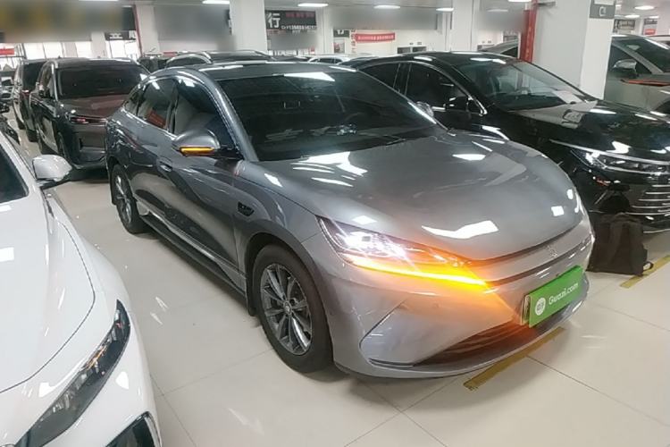 Used BYD Qin L 2025 EV 545KM Beyond Version Front Right 45 Deg