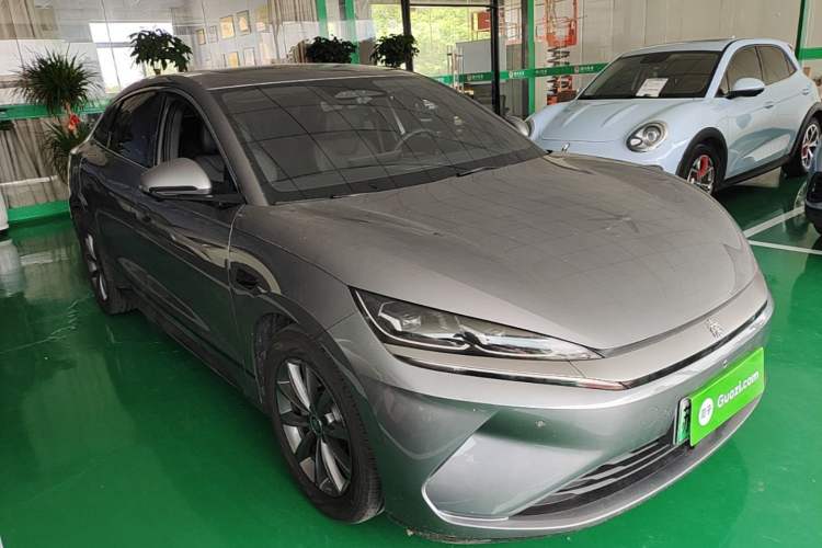 Used BYD Qin L 2025 EV 470KM Leading Edition Front Right 45 Deg