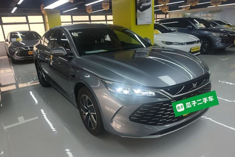 Used BYD Qin L 2025 DM-i Smart Drive 120KM Superior Model Front Right 45 Deg
