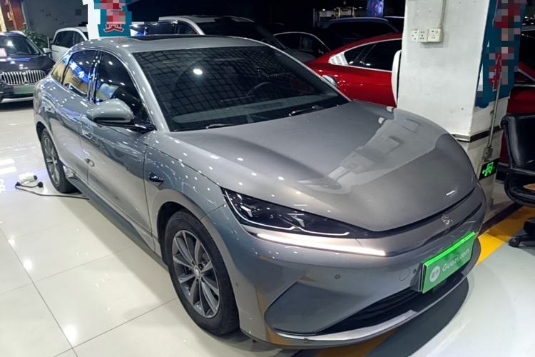 Used BYD Qin L 2025 EV 470KM Leading Edition Front Right 45 Deg