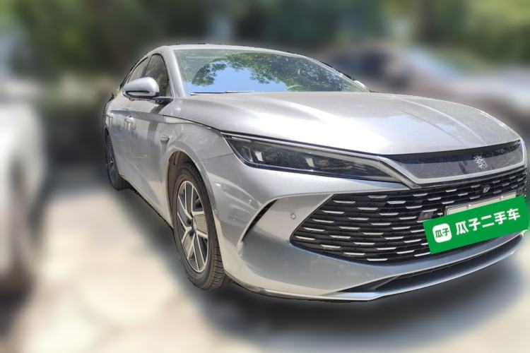 Used BYD Qin L 2025 DM-i Smart Drive 80KM Superior Model Front Right 45 Deg