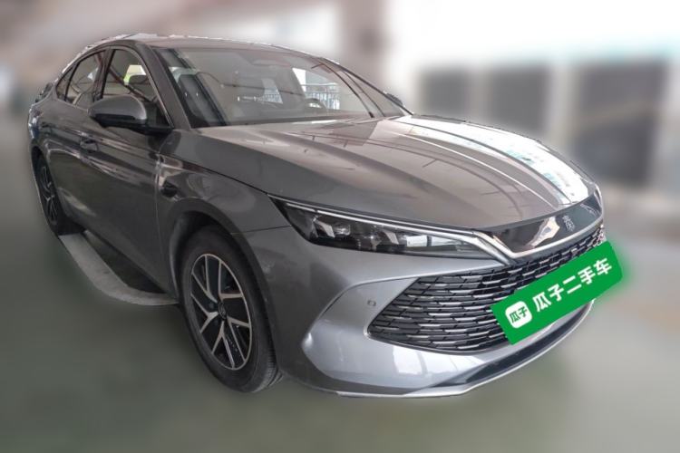 Used BYD Qin L 2025 DM-i Smart Drive 120KM Superior Model Front Right 45 Deg