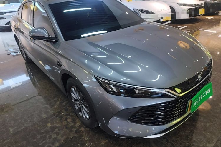 Used BYD Qin L 2025 DM-i Smart Drive 80KM Leading Model Front Right 45 Deg