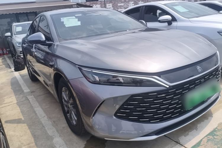 Used BYD Qin L 2025 DM-i Smart Drive 80KM Leading Model Front Right 45 Deg