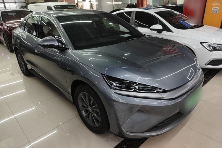 Used BYD Qin L 2025 EV 470KM Leading Edition Front Right 45 Deg