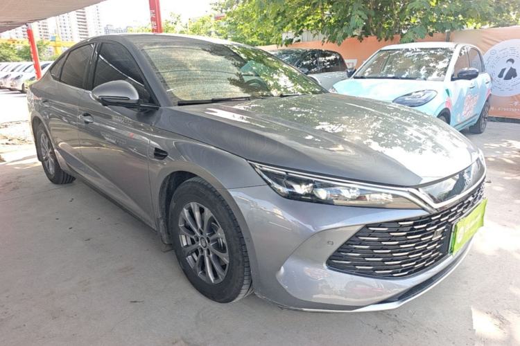 Used BYD Qin L 2025 DM-i Smart Drive 80KM Leading Model Front Right 45 Deg