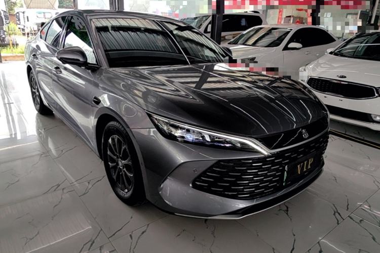 Used BYD Qin L 2025 DM-i Smart Drive 80KM Leading Model Front Right 45 Deg