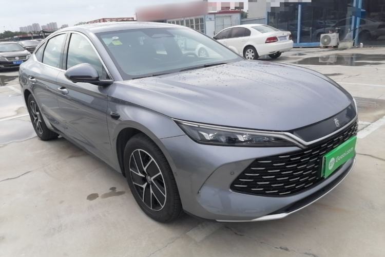 Used BYD Qin L 2025 DM-i Smart Drive 120KM Leading Model Front Right 45 Deg