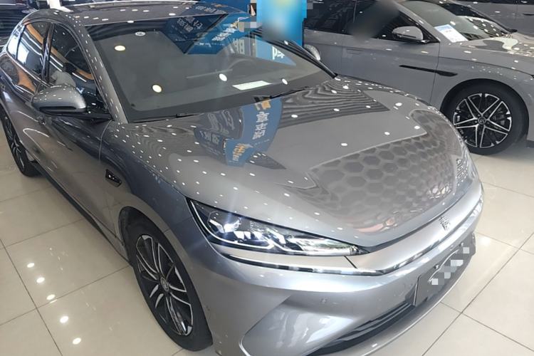 Used BYD Qin L 2025 EV 545KM Excellence Edition Front Right 45 Deg
