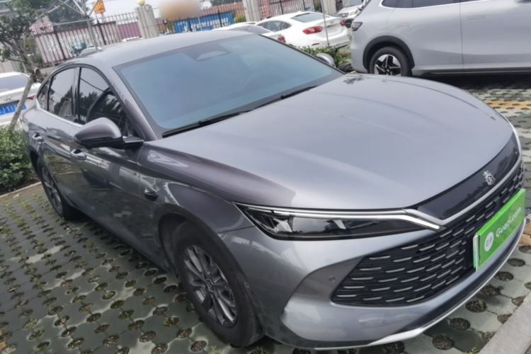 Used BYD Qin L 2025 DM-i Smart Drive 80KM Leading Model Front Right 45 Deg