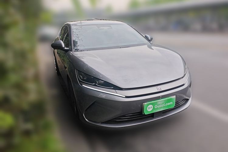 Used BYD Qin L 2025 EV 545KM Beyond Version Front Right 45 Deg