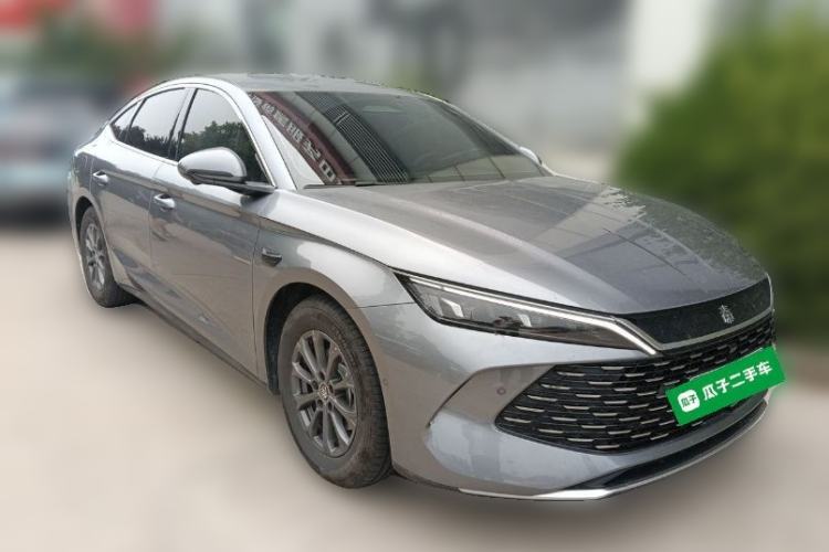 Used BYD Qin L 2025 DM-i Smart Drive 80KM Leading Model Front Right 45 Deg