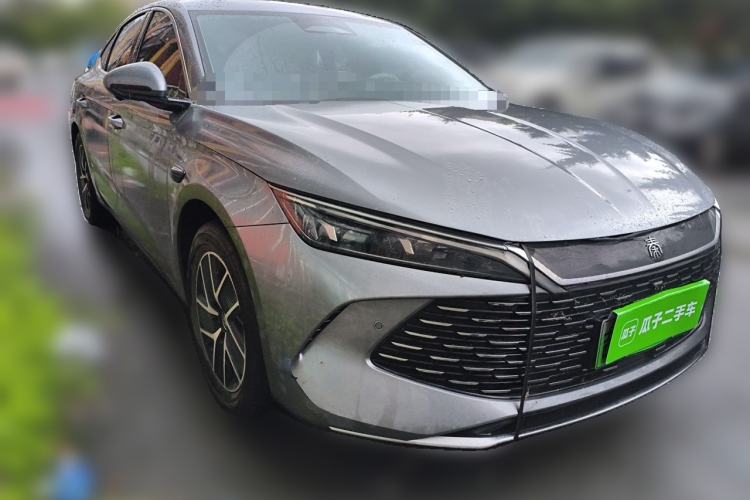 Used BYD Qin L 2025 DM-i Smart Drive 120KM Leading Model Front Right 45 Deg