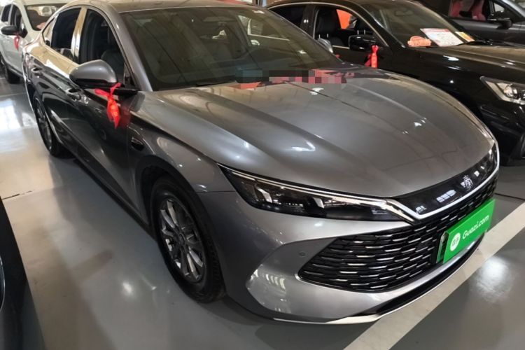Used BYD Qin L 2025 DM-i Smart Drive 80KM Leading Model Front Right 45 Deg