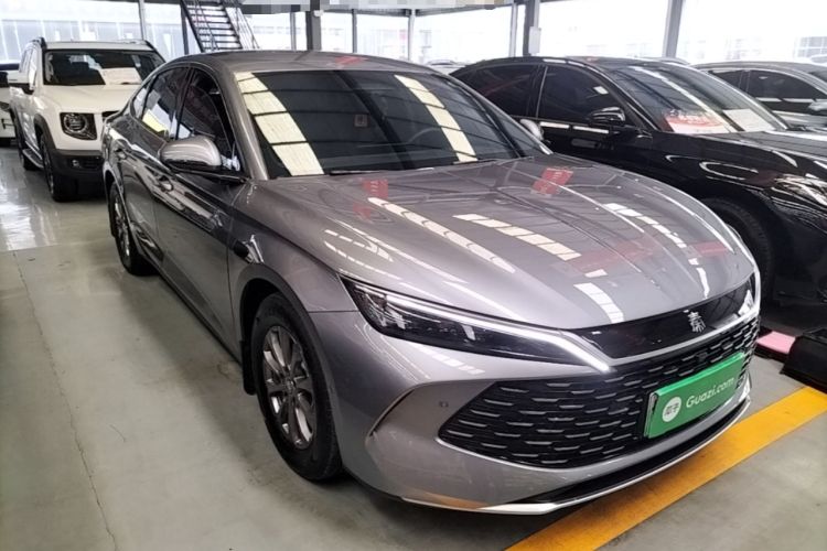 Used BYD Qin L 2025 DM-i Smart Drive 80KM Leading Model Front Right 45 Deg