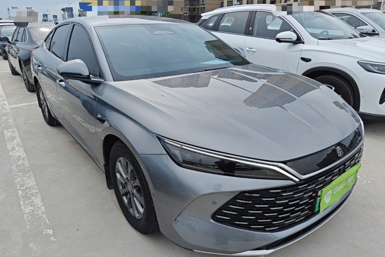 Used BYD Qin L 2025 DM-i Smart Drive 80KM Leading Model Front Right 45 Deg