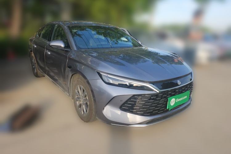 Used BYD Qin L 2025 DM-i Smart Drive 80KM Leading Model Front Right 45 Deg