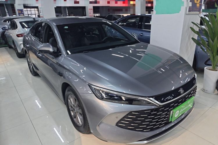 Used BYD Qin L 2025 DM-i Smart Drive 80KM Leading Model Front Right 45 Deg