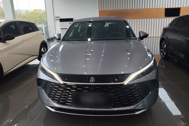Used BYD Qin L 2025 DM-i Smart Drive 80KM Leading Model Front