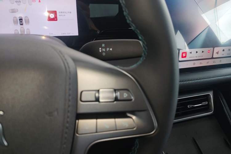 Used BYD Qin L 2025 EV 545KM Beyond Version Gear Lever