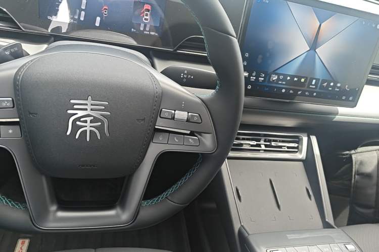 Used BYD Qin L 2025 EV 470KM Leading Edition Gear Lever