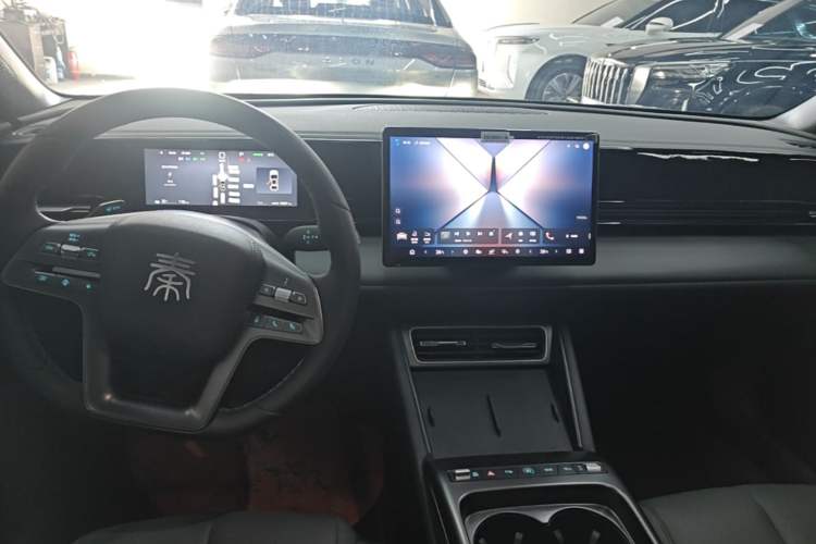 Used BYD Qin L 2025 EV 545KM Beyond Version Gear Lever